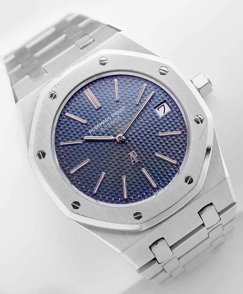 AUDEMARS PIGUET: A RARE ROYAL OAK WRIST WATCH - Sold for £106,250*