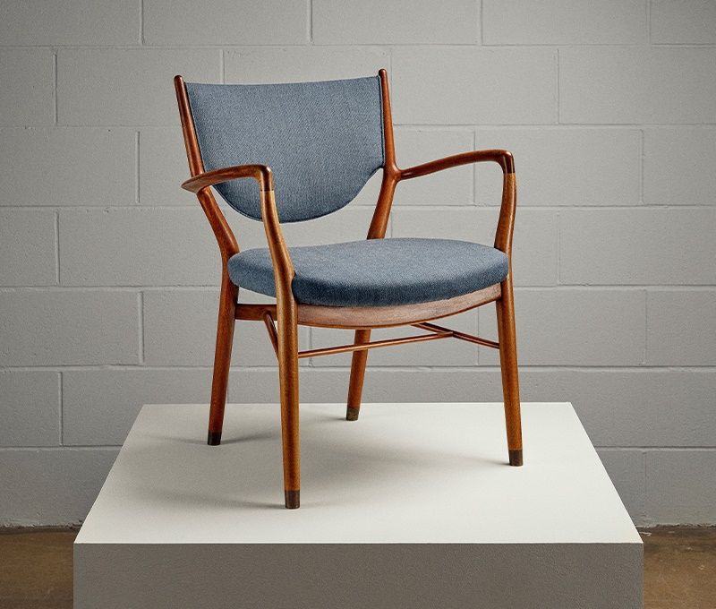 FINN JUHL (DANISH 1912-1989) FOR NIELS VODDER | ARMCHAIR, DESIGNED 1946 | Sold for £6,000*