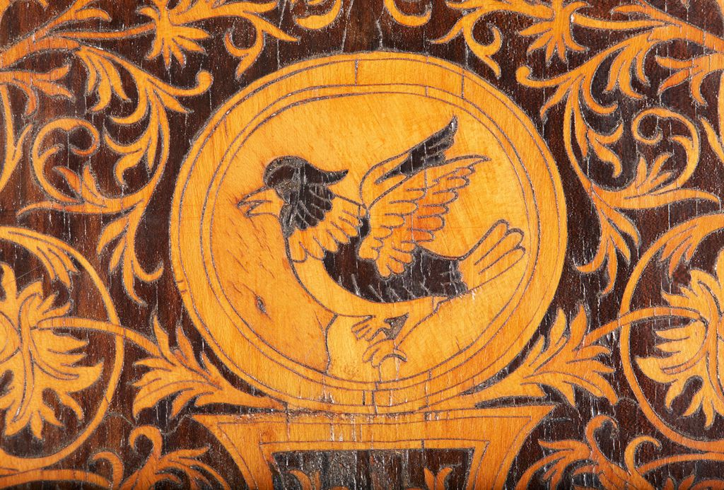 QUEEN ANNE SEAWEED MARQUETRY LONGCASE CLOCK, ROBERT PIKE, LONDON EARLY 18TH CENTURY